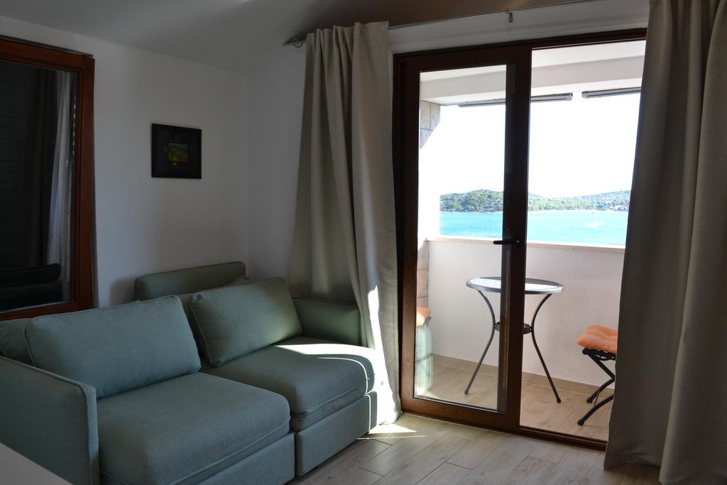 Villa I Karma Tisno Exterior foto